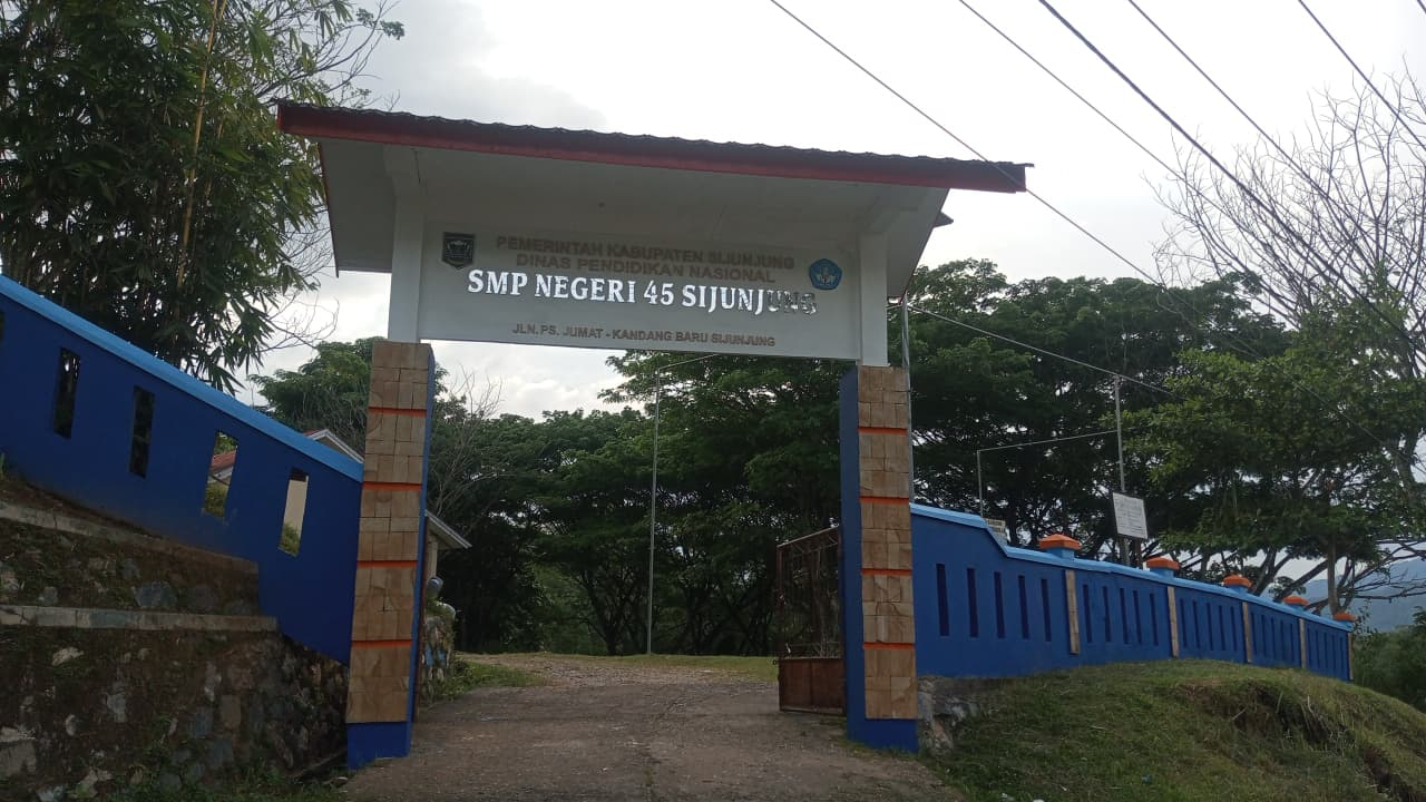Banner SMPN 45 Sijunjung
